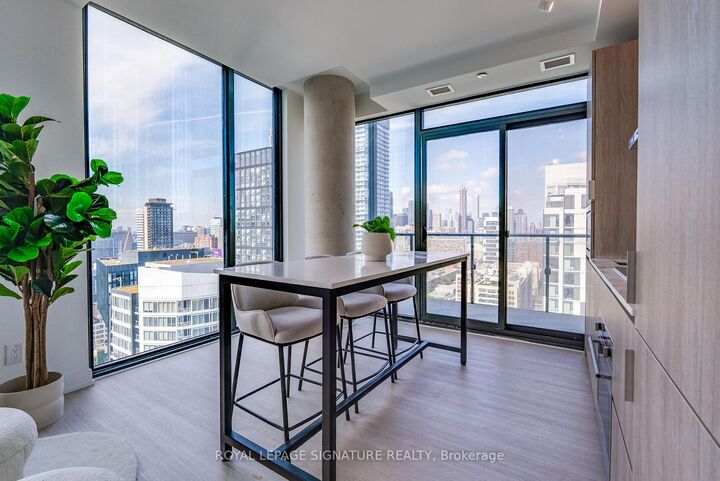 Property Photo: 47 Mutual Street 3203 ON M5B 0C6