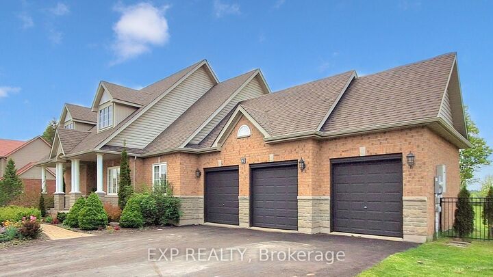 Property Photo: 42 Somerville Crescent ON L0N 1M0