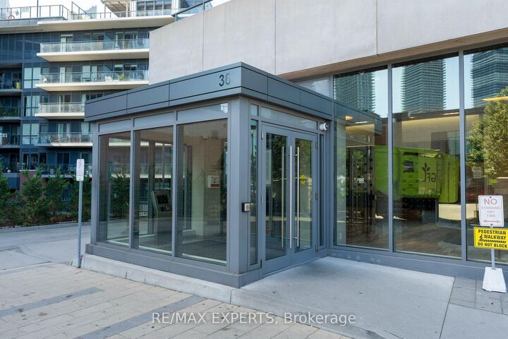 Property Photo: 36 Park Lawn Road 1905 ON M8V 0E5