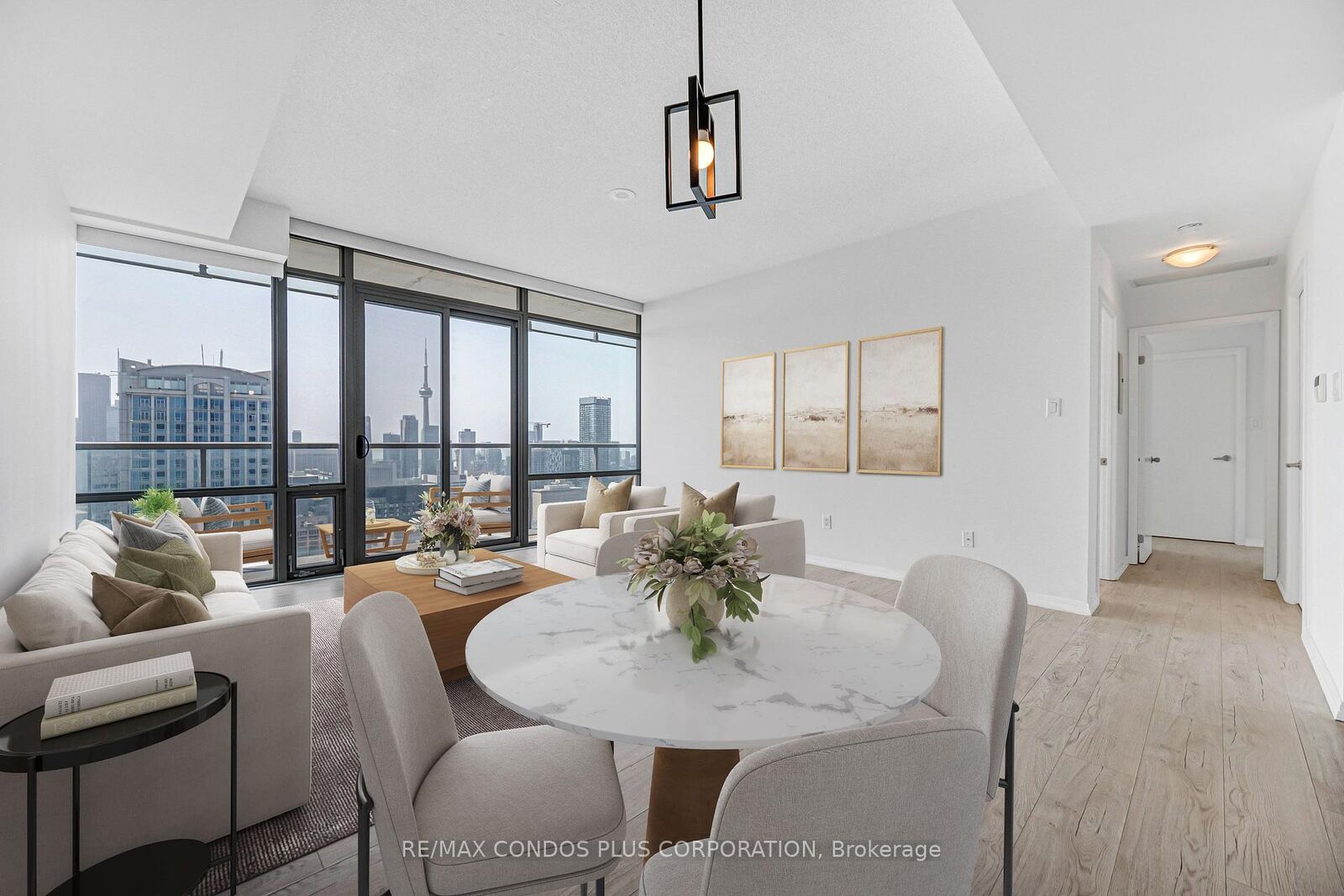 Property Photo: 38 Grenville Street 4404 ON M4Y 1A5