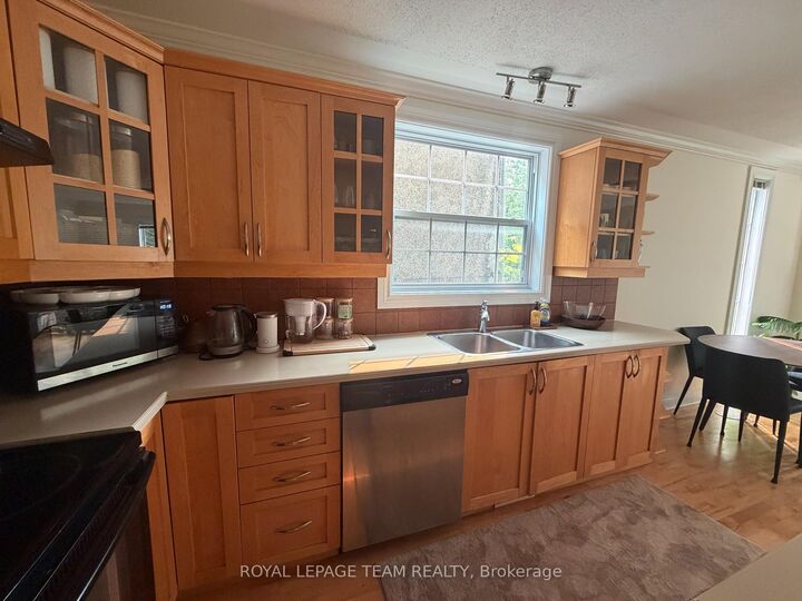 Property Photo: 48 Ella Street ON K1S 2S4