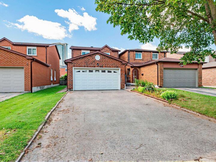 Property Photo: 43 Hendon Road ON L3R 6Z7