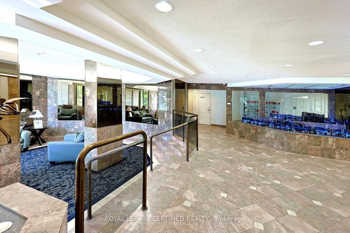 Property Photo: 20 Cherrytree Drive 312 ON L6Y 3V1