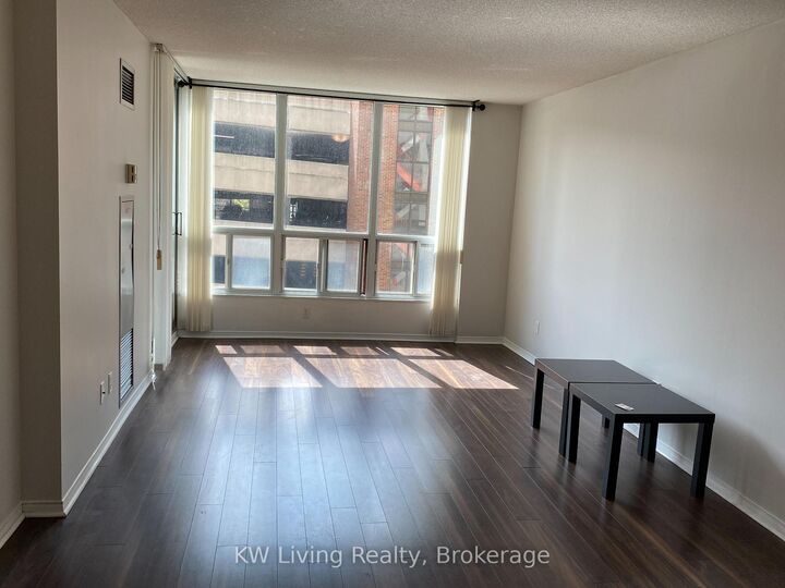Property Photo: 750 Bay Street 705 ON M5G 1N6