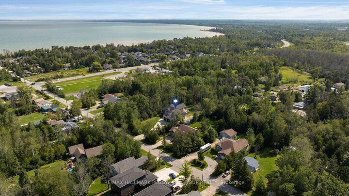 Property Photo: 39 Marilyn Avenue S ON L9Z 2Y1
