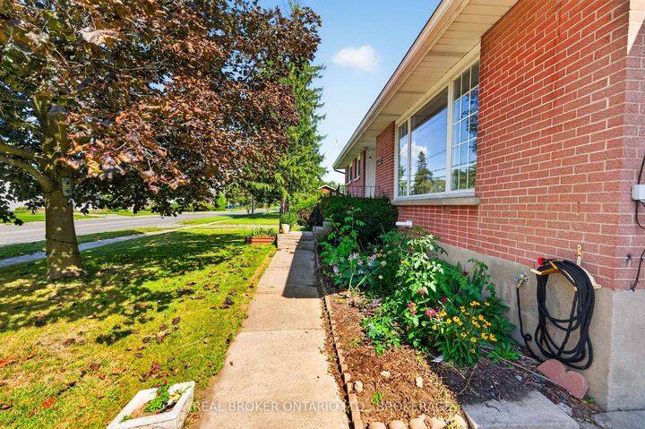 Property Photo:  283 Camden Road  ON K7R 1E7 