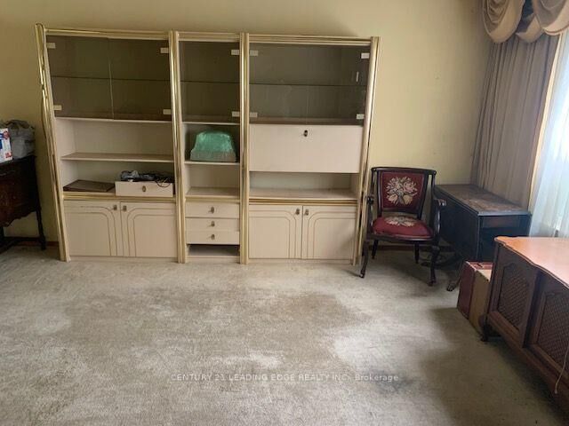 Property Photo: 18 Kentish Crescent ON M1S 2Z4