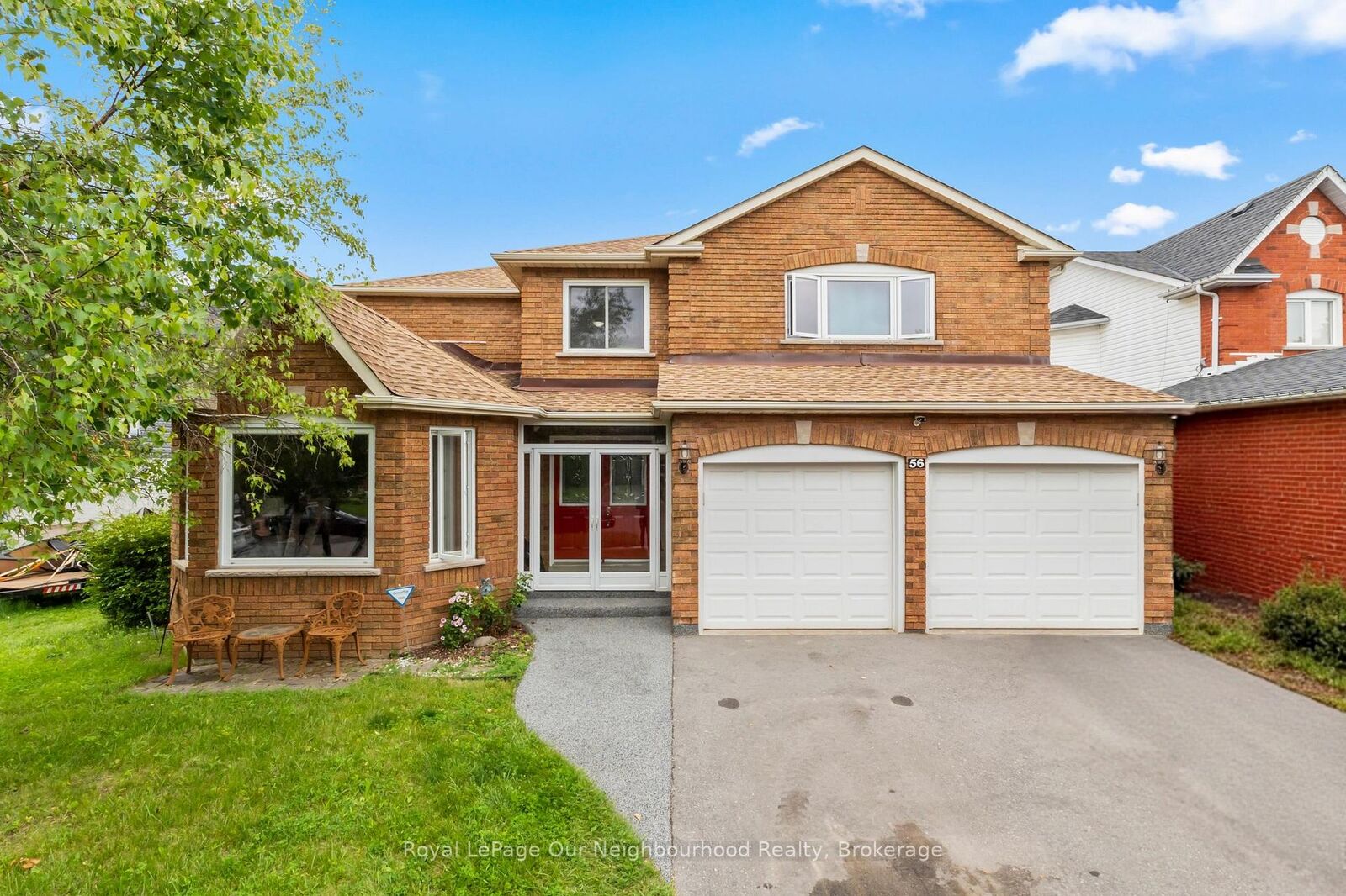 Property Photo: 56 Glenabbey Drive ON L1E 2B5