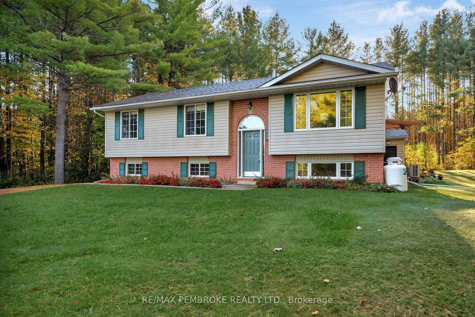 Property Photo: 509 Concession 2 Road E ON K0K 3K0