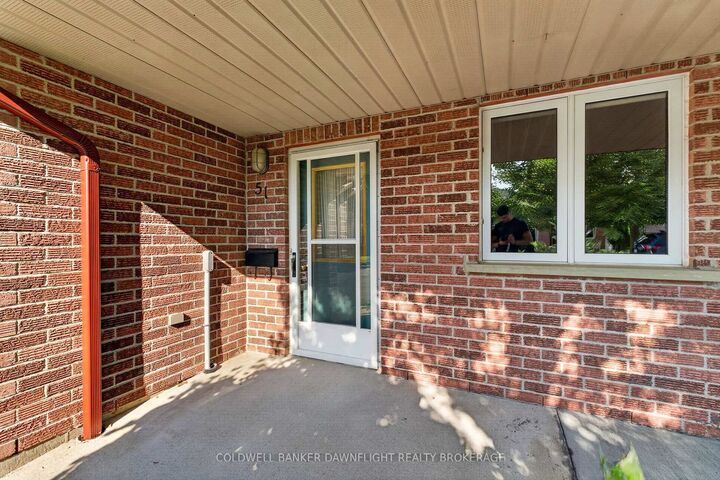 Property Photo:  300 Johnt Street S 51  ON N5A 7V5 