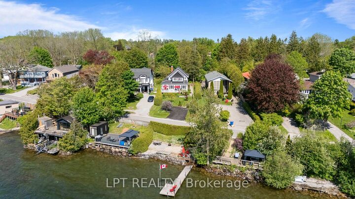 145 Lake Drive N — photo 1