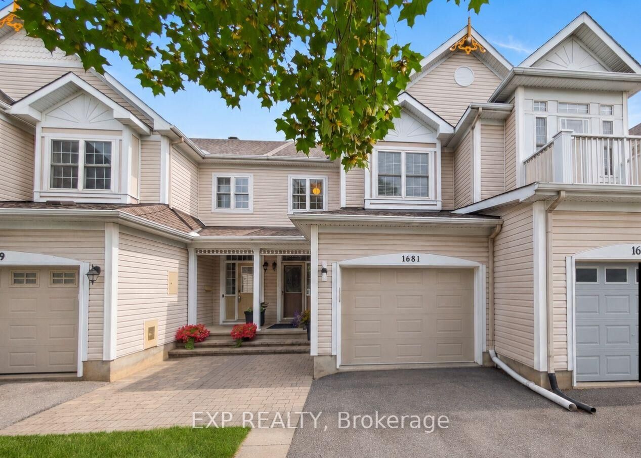 Property Photo: 1681 Trenholm Lane ON K4A 4B4