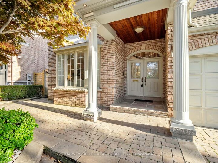 Property Photo: 3 Cicada Court ON M3B 1G4