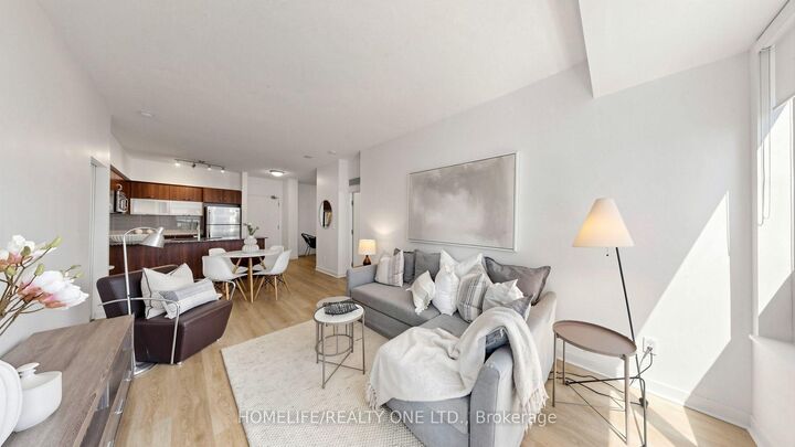 Property Photo: 55 East Liberty Street 1804 ON M6K 3P9