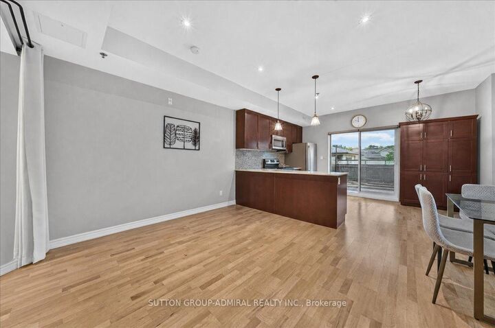 Property Photo: 2 Maxwell Street 202 ON M3H 2S8