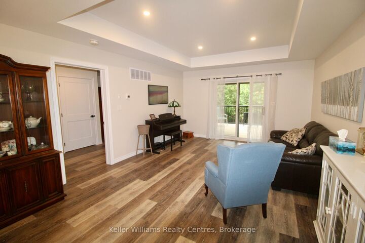 Property Photo:  600 25th Avenue  ON N4N 0C3 