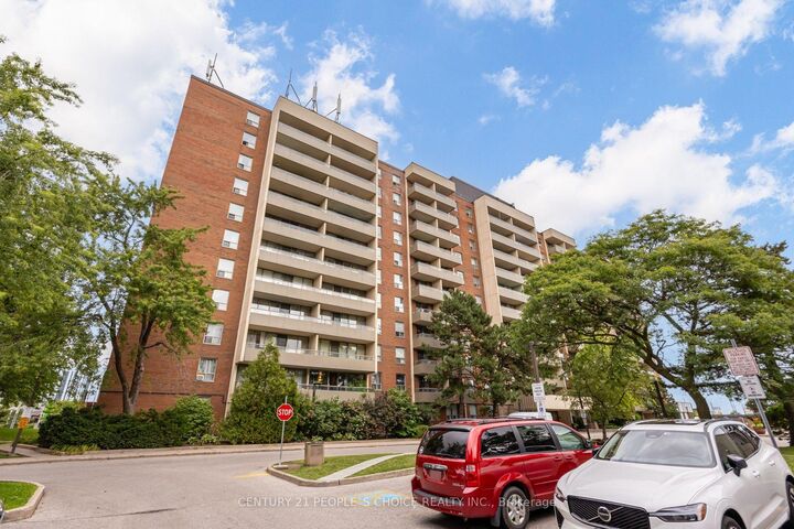 1 Four Winds Drive 207 — photo 1