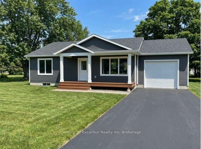 Property Photo: 487 Hill Street E ON N1M 1H7