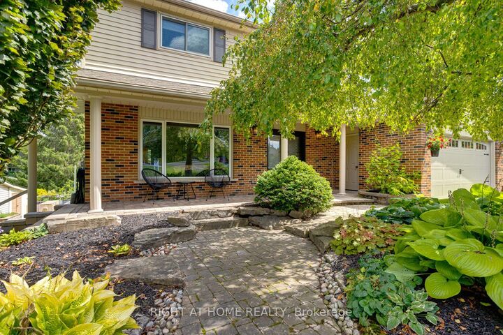 Property Photo: 63 Robinglade Avenue ON L0C 1G0