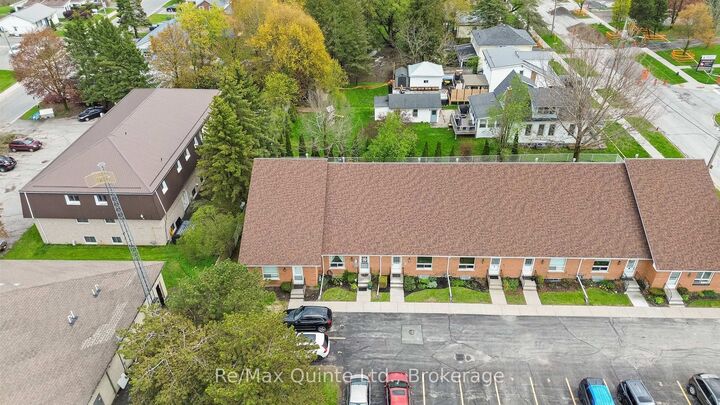 Property Photo:  45 Prince Edward Street 5  ON K0K 1H0 