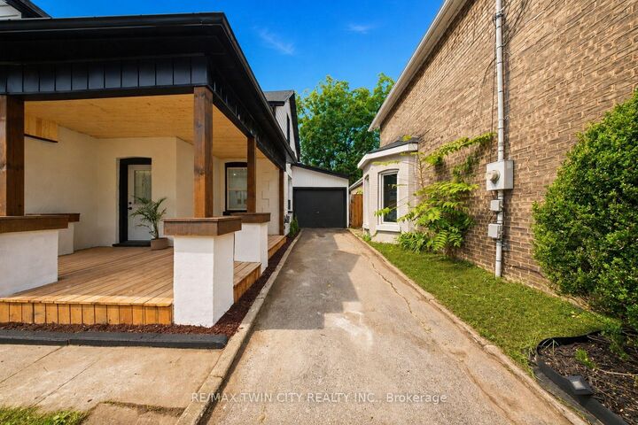 Property Photo: 42 Peel Street ON N3S 5L8