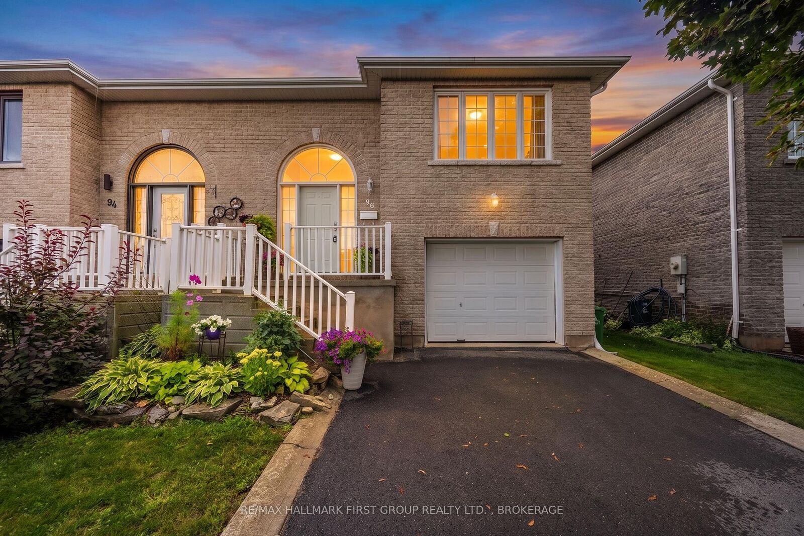 Property Photo:  96 Briceland Street  ON K7K 7L2 
