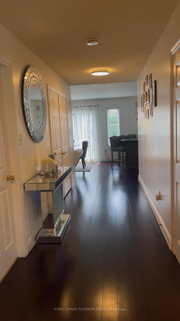 Property Photo: 119 Violet Street ON L4N 9M8