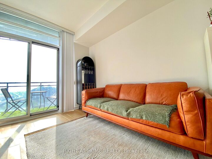 Property Photo: 21 Iceboat Terrace 4011 ON M5V 4A9