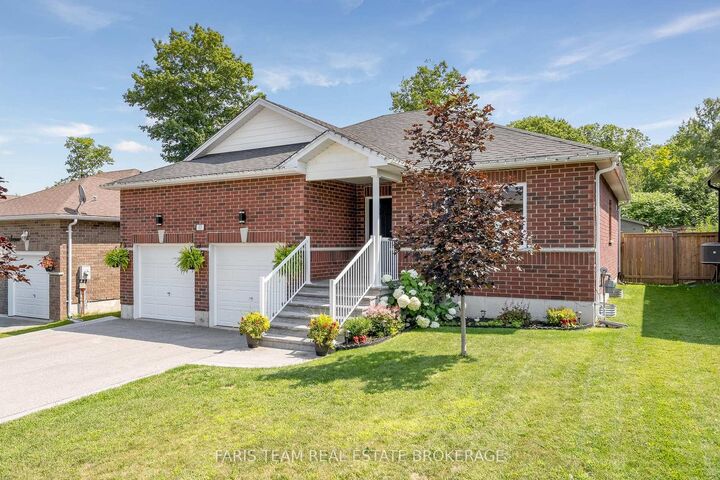 Property Photo:  17 Hunter Avenue  ON L0K 2A0 