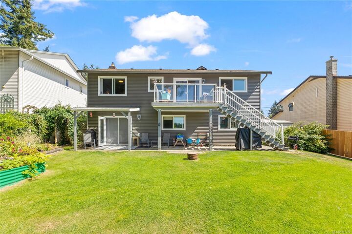 Property Photo: 848 Superior Dr BC V9W 7H3