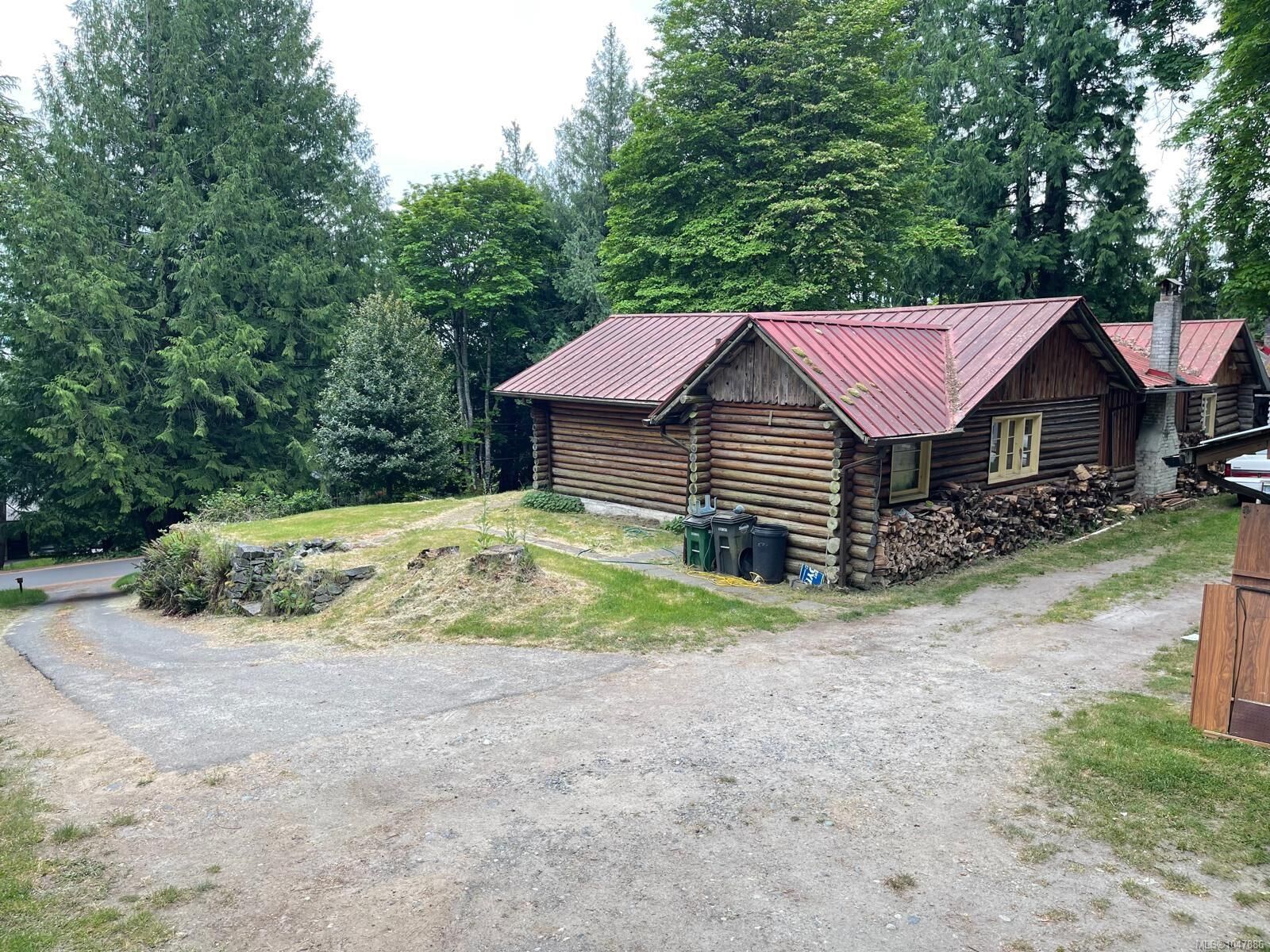 Property Photo: 4912 Lochside Dr BC V8Y 2E4