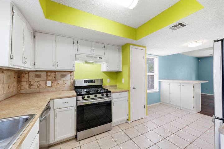 Property Photo:  8308 Hanbridge Lane  TX 78736 