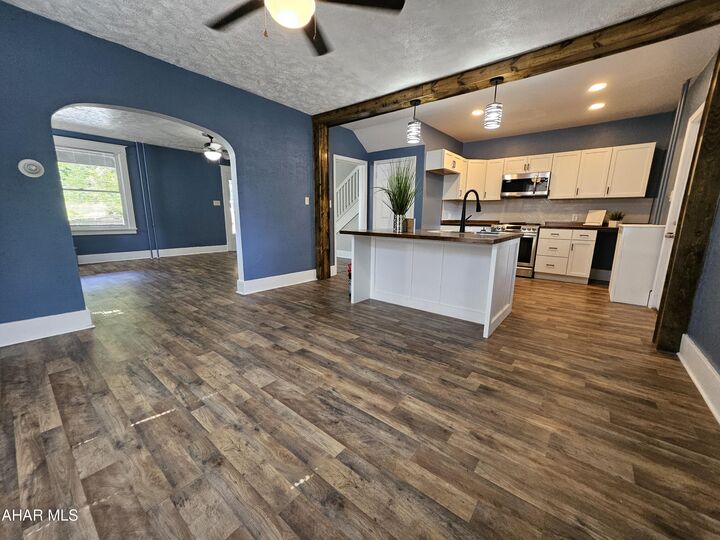 Property Photo: 1519 16th Avenue PA 16601