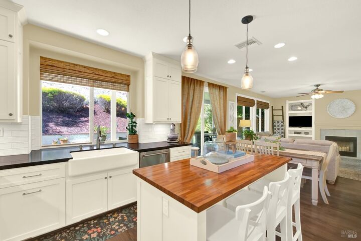 Property Photo:  2440 Skyview Circle  CA 94534 