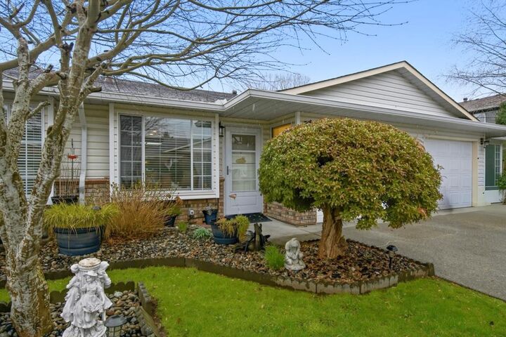 Property Photo: 18960 Advent Road 7 BC V3Y 2G4