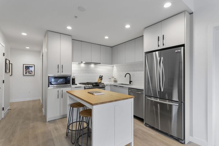 Property Photo: 3018 St George Street 301 BC V3H 2H7