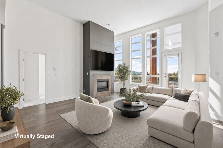 Property Photo: 3602 Aldercrest Drive 507 BC V7G 0A2