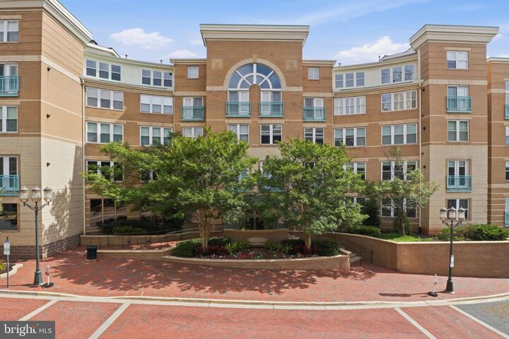 Property Photo:  12001 Market Street 122  VA 20190 