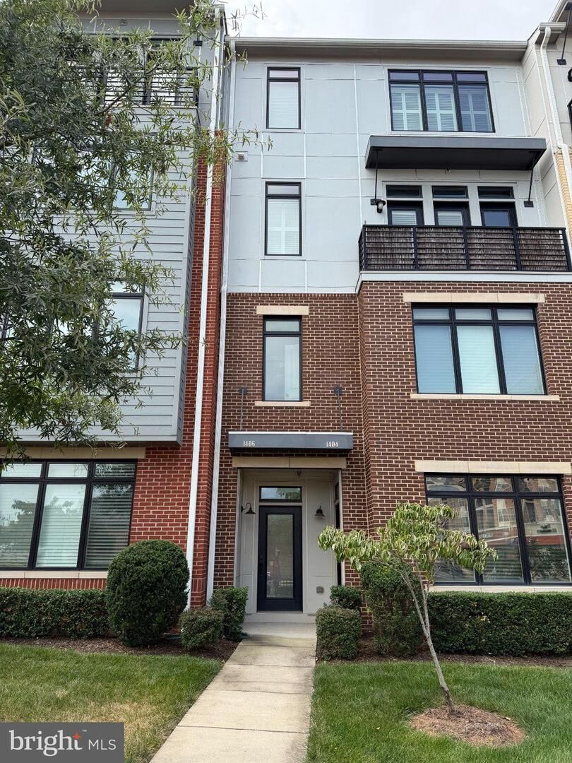 Property Photo: 1406 Ribbon Limestone Terrace SE VA 20175
