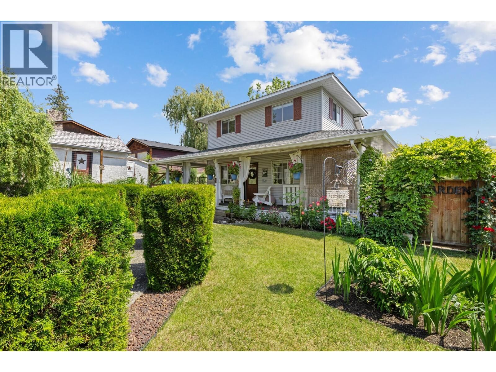 Property Photo: 987 Garland Street BC V1Y 3M9