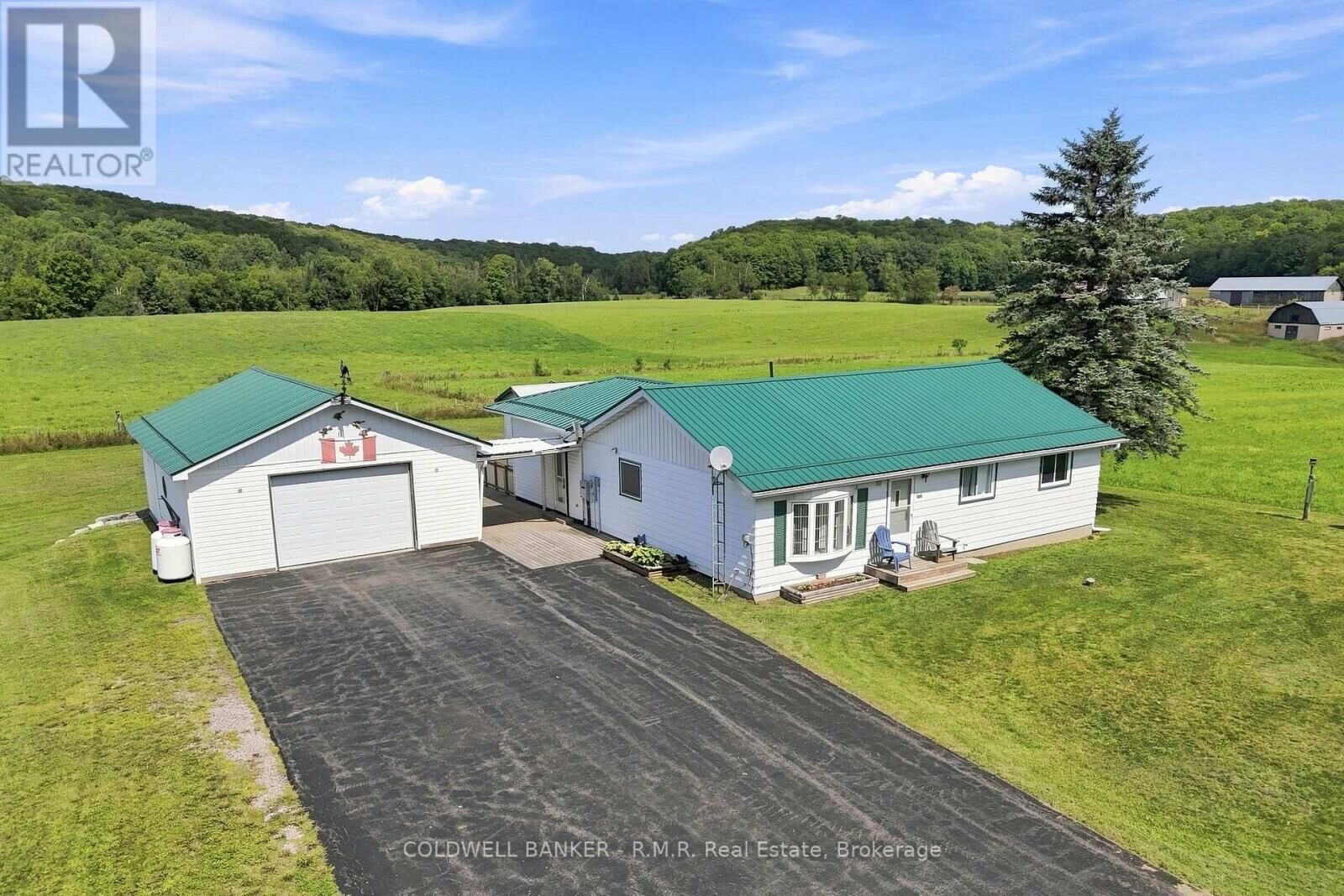 Property Photo: 1695 Horseshoe Lake Road ON K0M 2K0