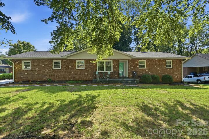 Property Photo:  1690 26th Street NE  NC 28601 