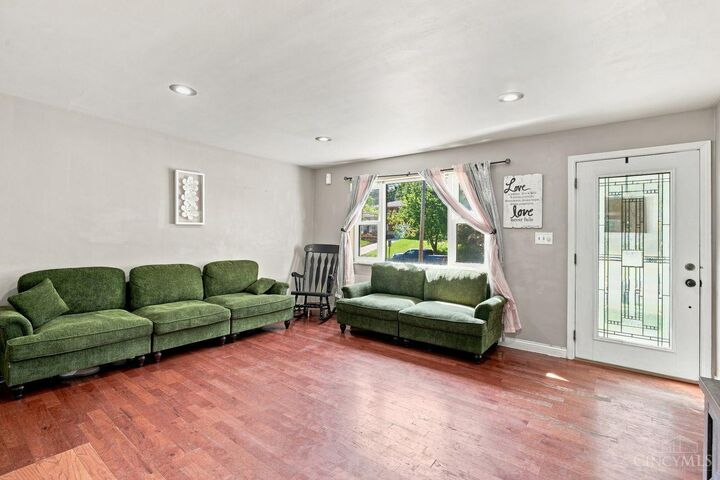 Property Photo:  8930 Eldora Drive  OH 45236 