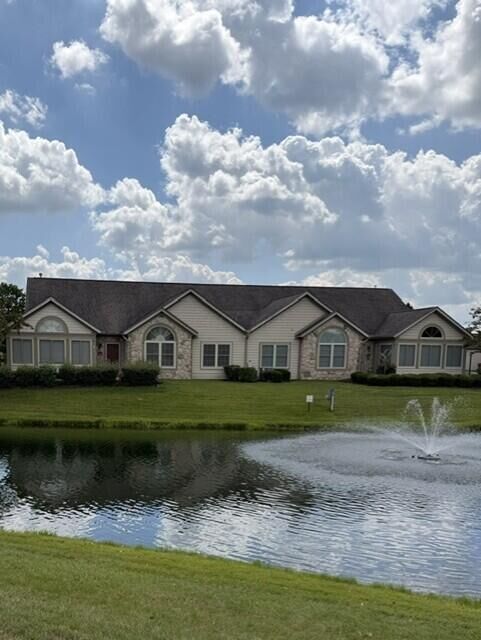 Property Photo:  5919 Landings Pond Place  OH 43123 