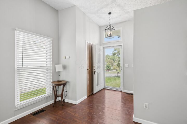 Property Photo:  4511 Hidden Ridge Court  OH 43230 