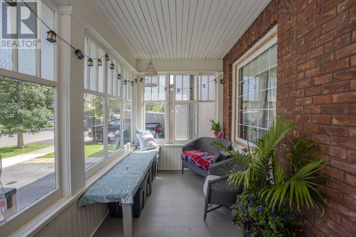 Property Photo:  423 Marks St S  ON P7E 1M4 