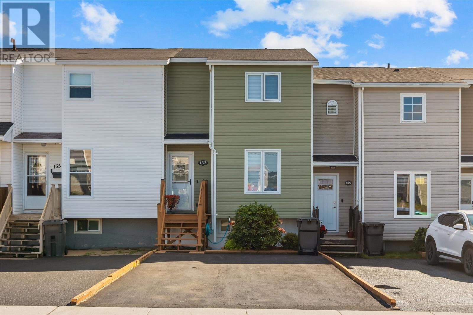 Property Photo:  137 Farrell Drive  NL A1N 3G4 