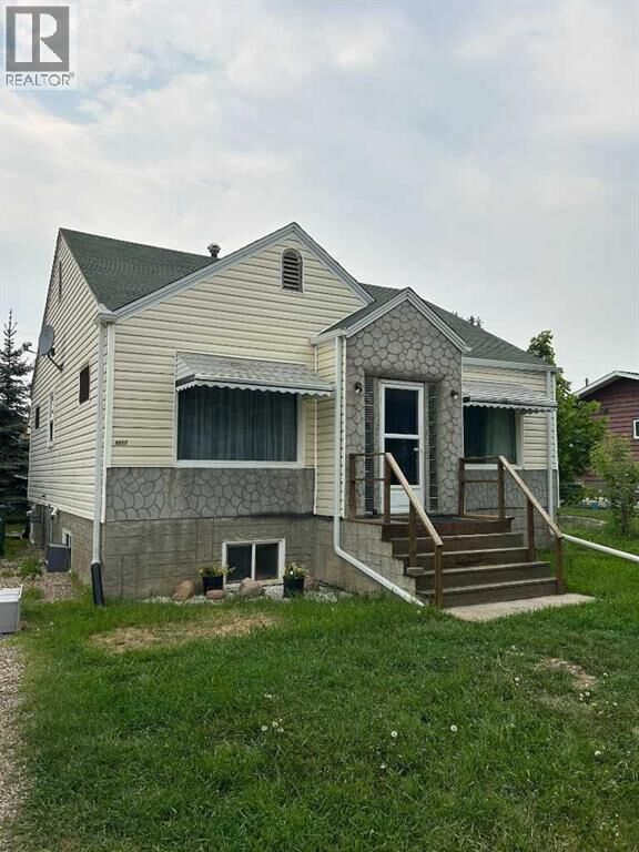 Property Photo:  4517 53 Street  AB T9X 1X9 