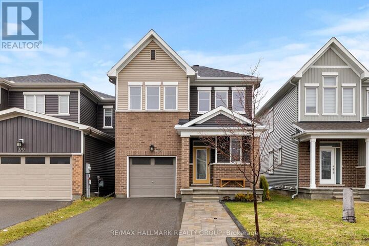 Property Photo:  1015 Cottontail Walk  ON K4A 5H7 