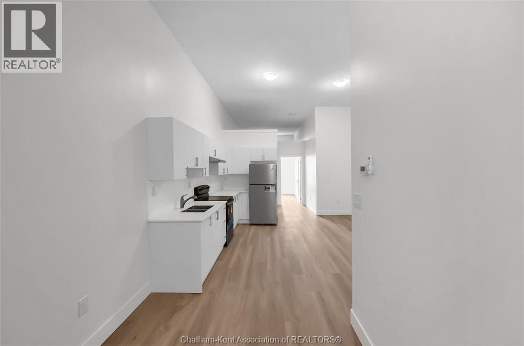 Property Photo:  131 Main Street 5  ON N0P 1M0 